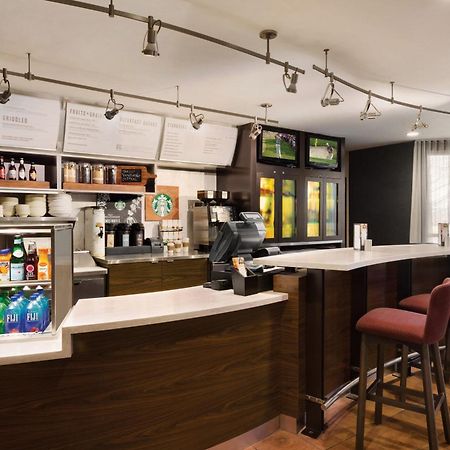 Courtyard By Marriott Topeka Eksteriør bilde