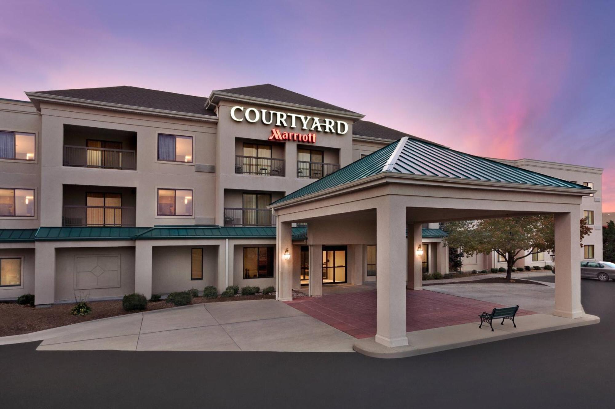 Courtyard By Marriott Topeka Eksteriør bilde