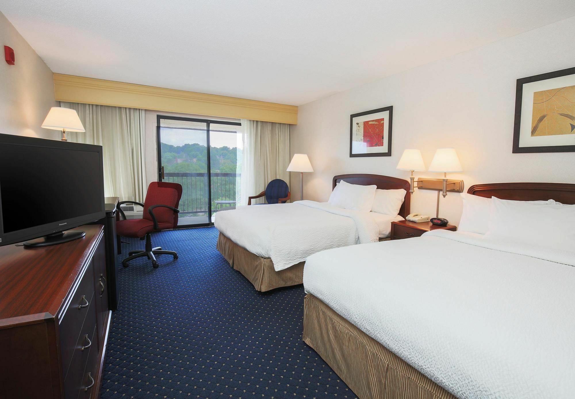 Courtyard By Marriott Topeka Eksteriør bilde