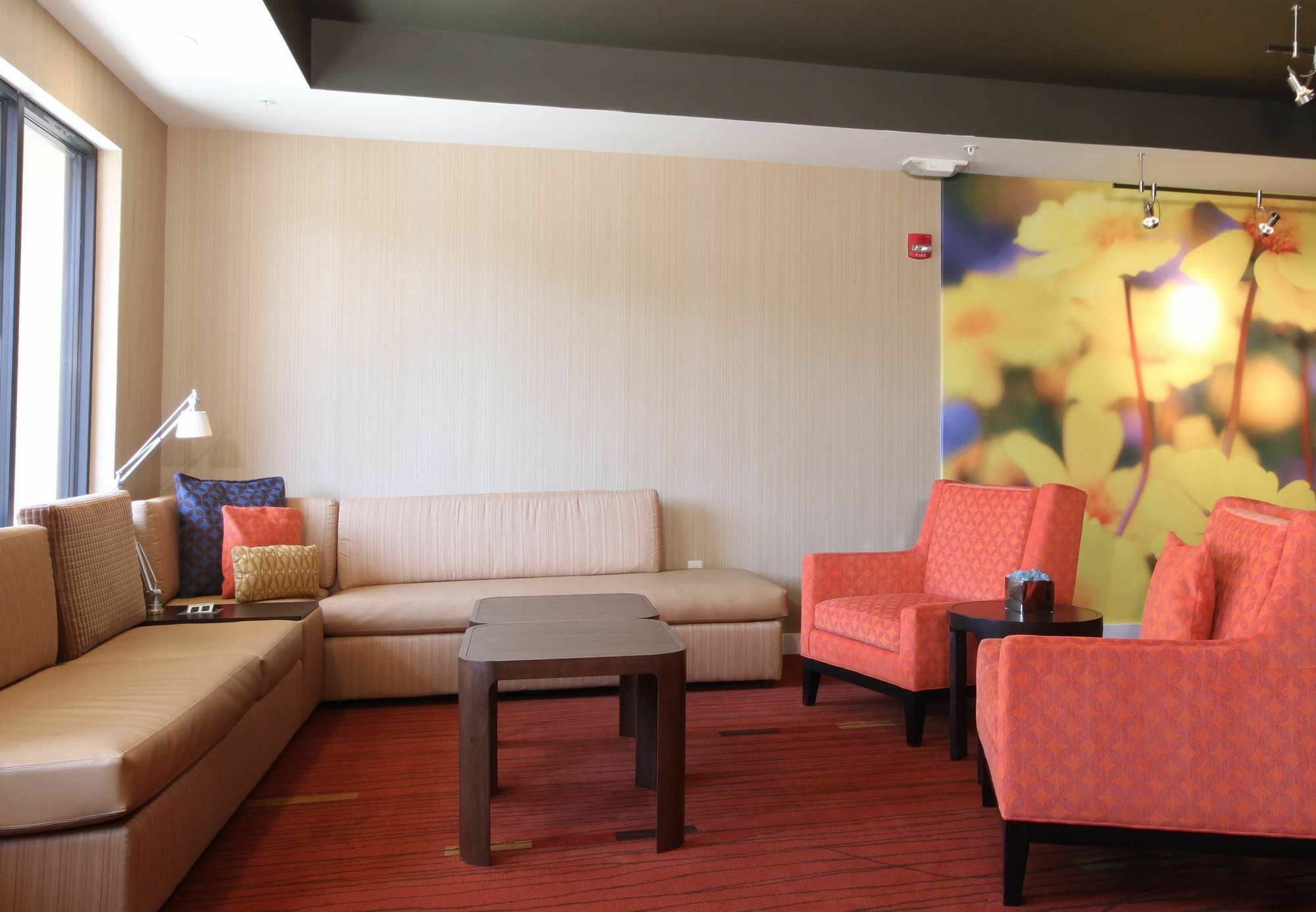 Courtyard By Marriott Topeka Eksteriør bilde